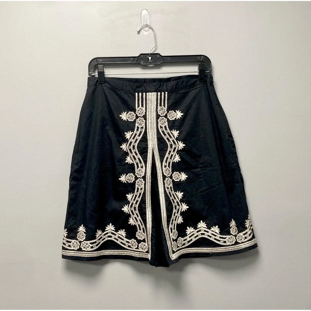 Y2K Old Navy Womens Black Silver Metallic Embroidered Skirt Low Waist Size 2